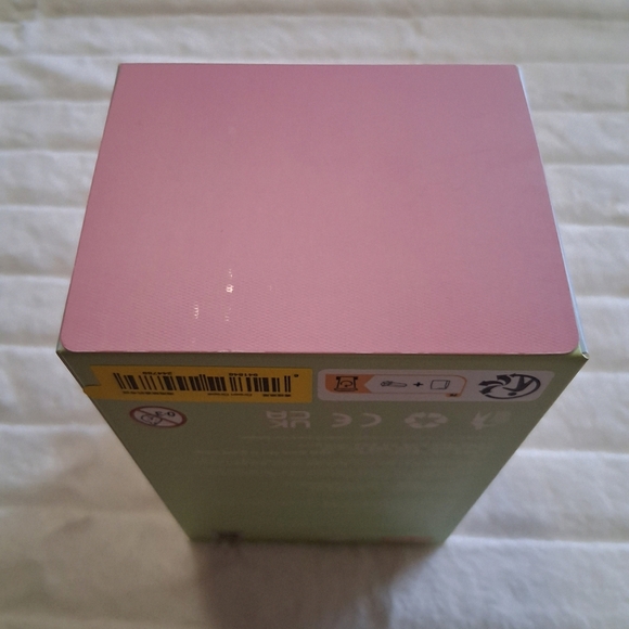 POP MART The Monsters Labubu, Exciting Macaron, GREEN GRAPE BNIB - Picture 8 of 8